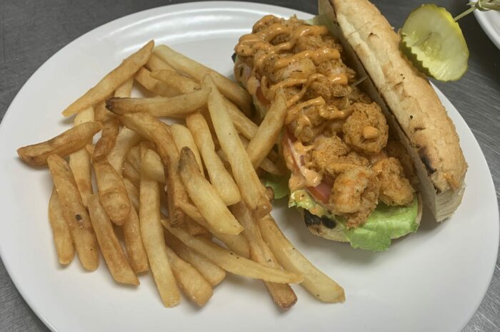 shrimp-poboy